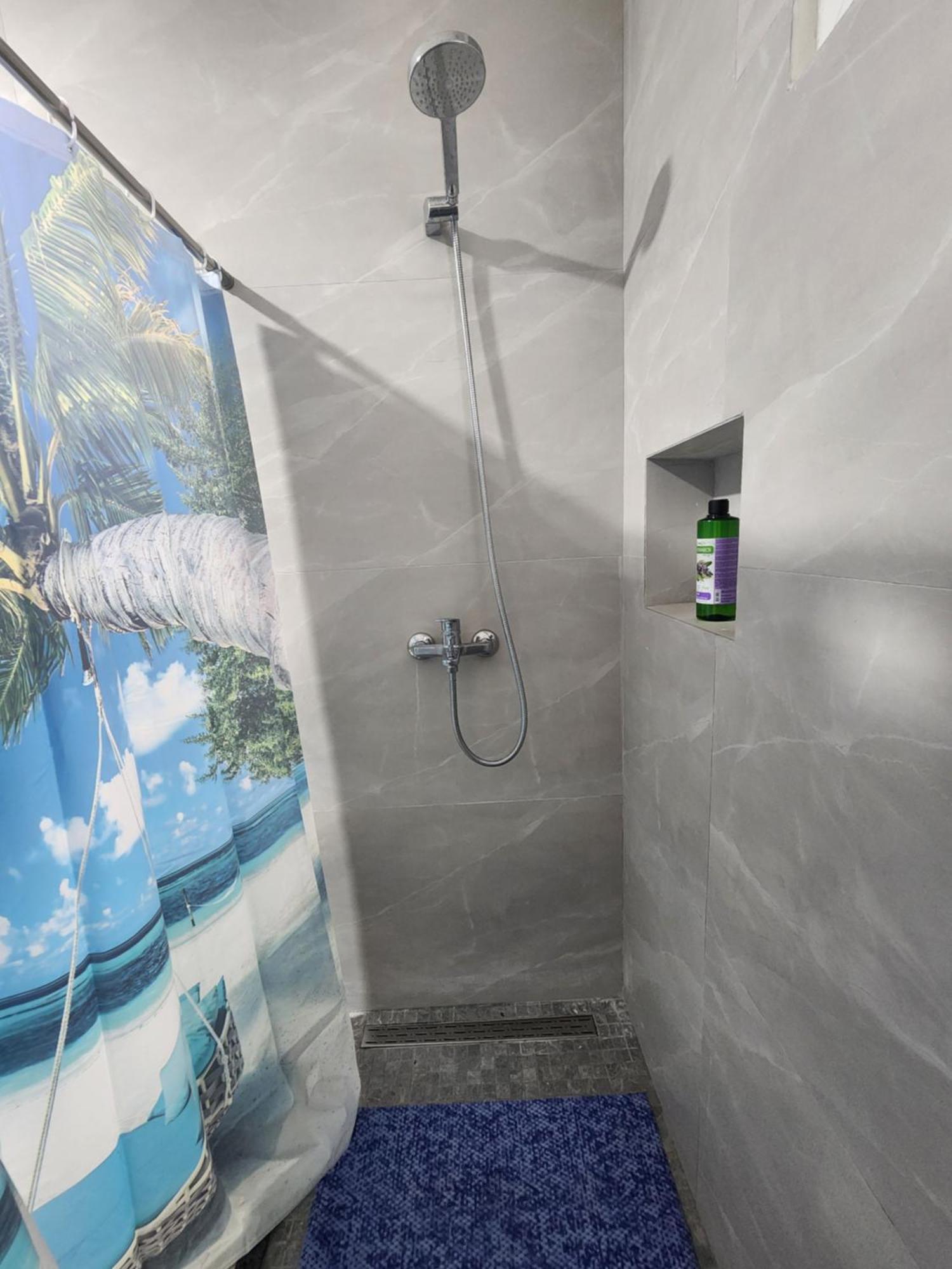 Eden Guesthouse Durrës 외부 사진
