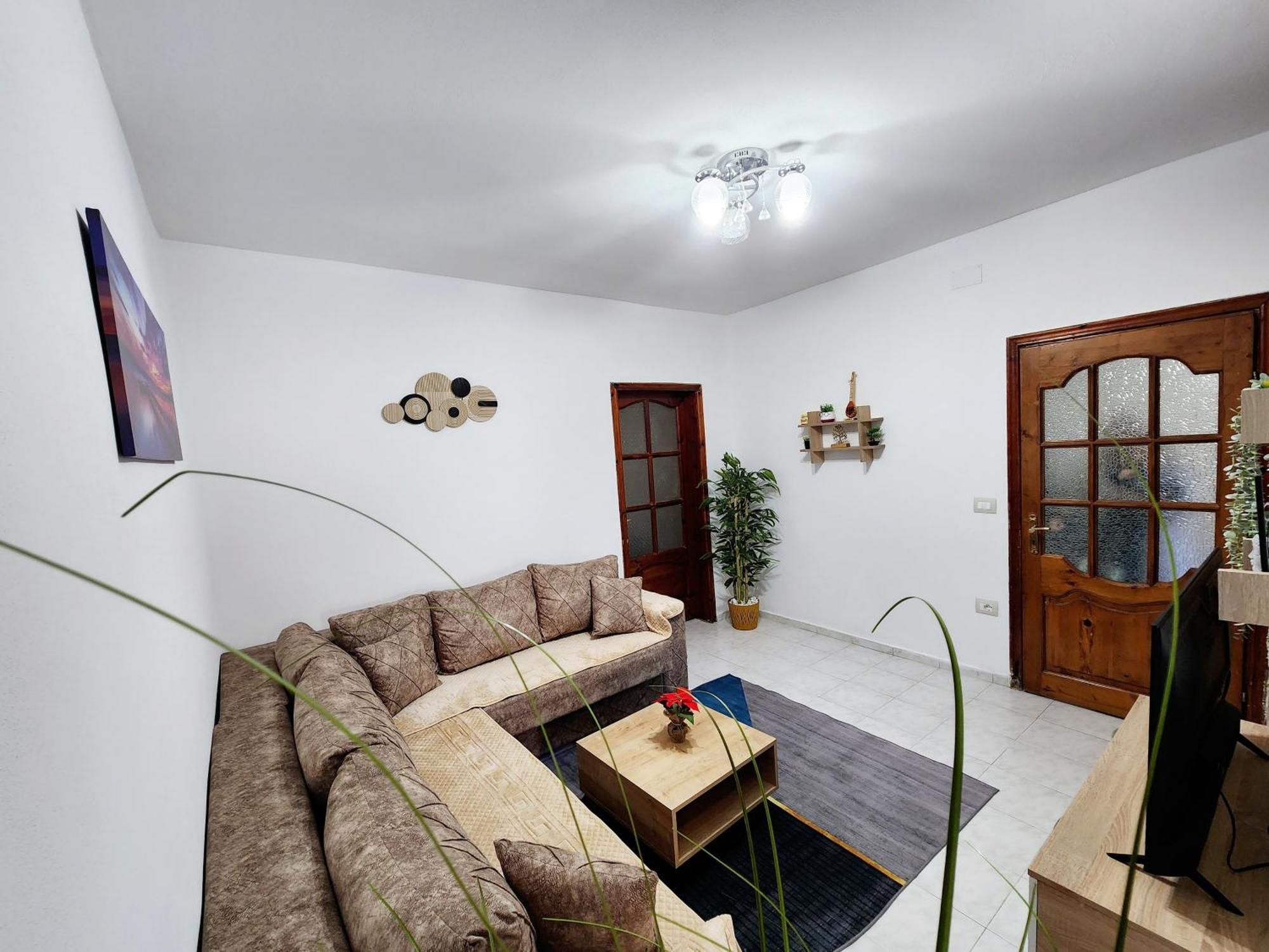 Eden Guesthouse Durrës 외부 사진